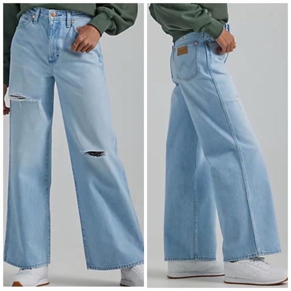 Wrangler Denim - Wrangler High Rise Wide Leg Worldwide Distressed Light Wash Blue 28X28‎